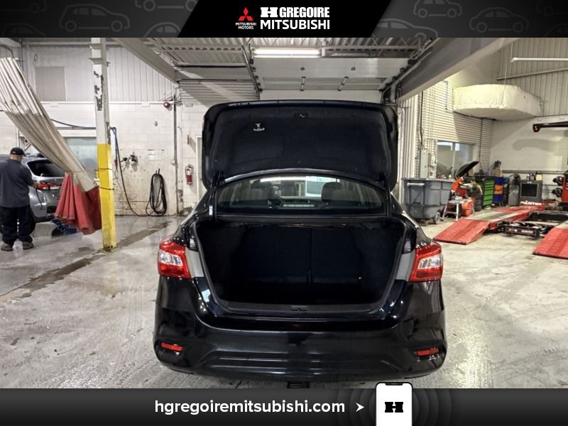 2018 Nissan Sentra Black Saint-Eustache - photo #28