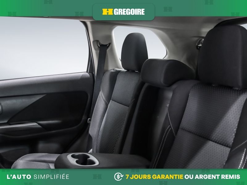 Mitsubishi Outlander 2020 Gris Blainville - photo #21