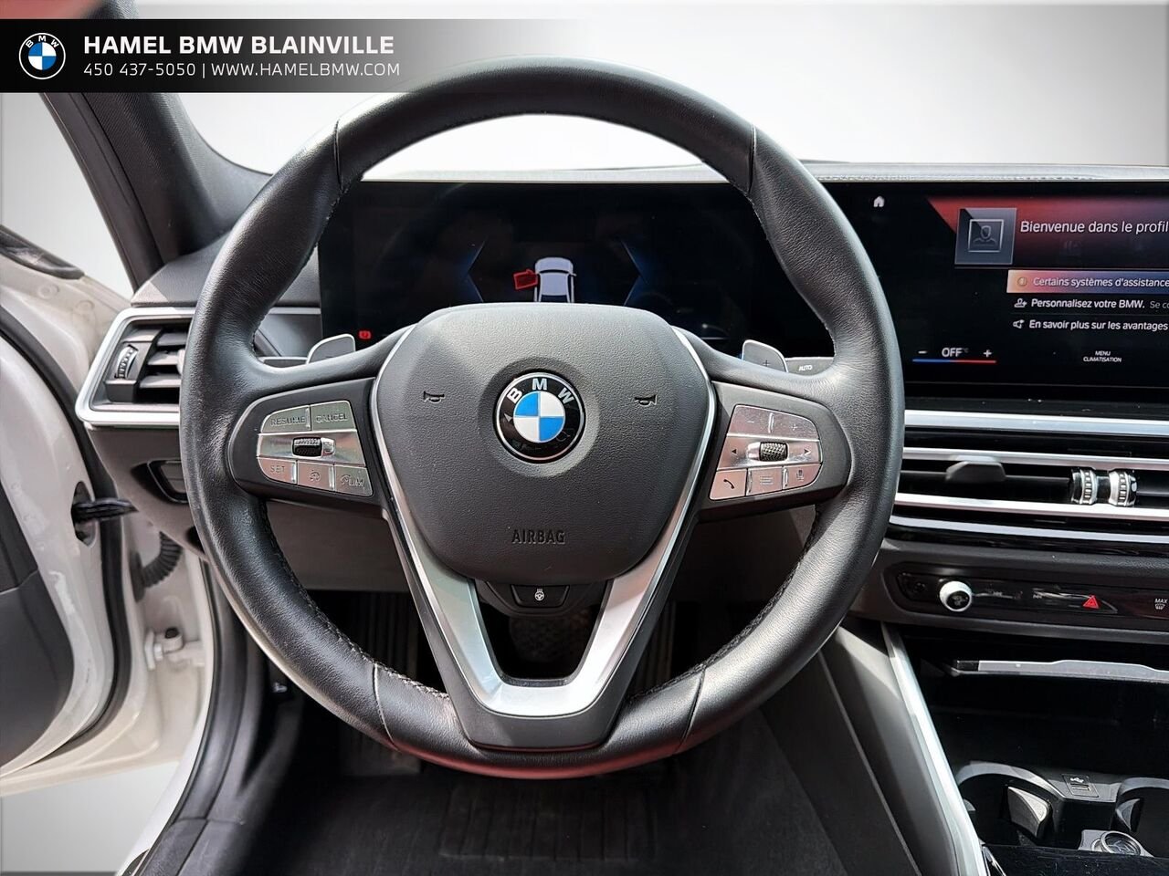 BMW 3 Series 330i xDrive berline Amérique du Nord 2023 Blanc Blainville - photo #10