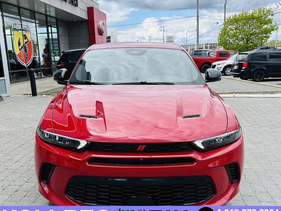 2024 Dodge Hornet *** CLEAN CARFAX + BAS KILOMÉTRAGE *** Hot Tamale
