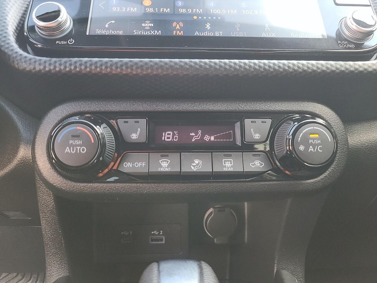 2021 Nissan Kicks SV TA Blue Québec - photo #15