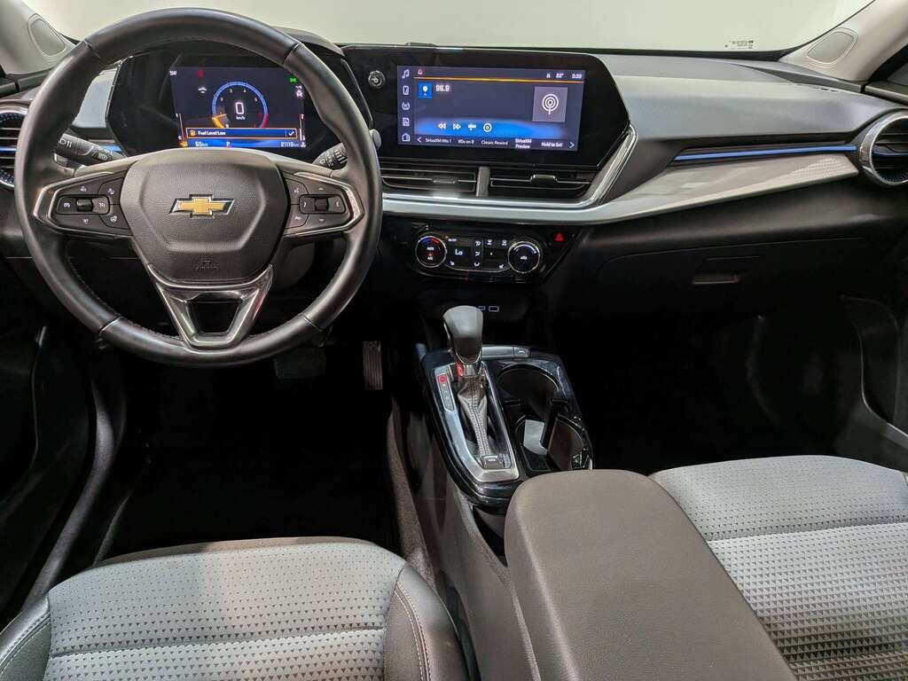 Chevrolet Trax FWD 4dr LT 2025 Gris Val-David - photo #27