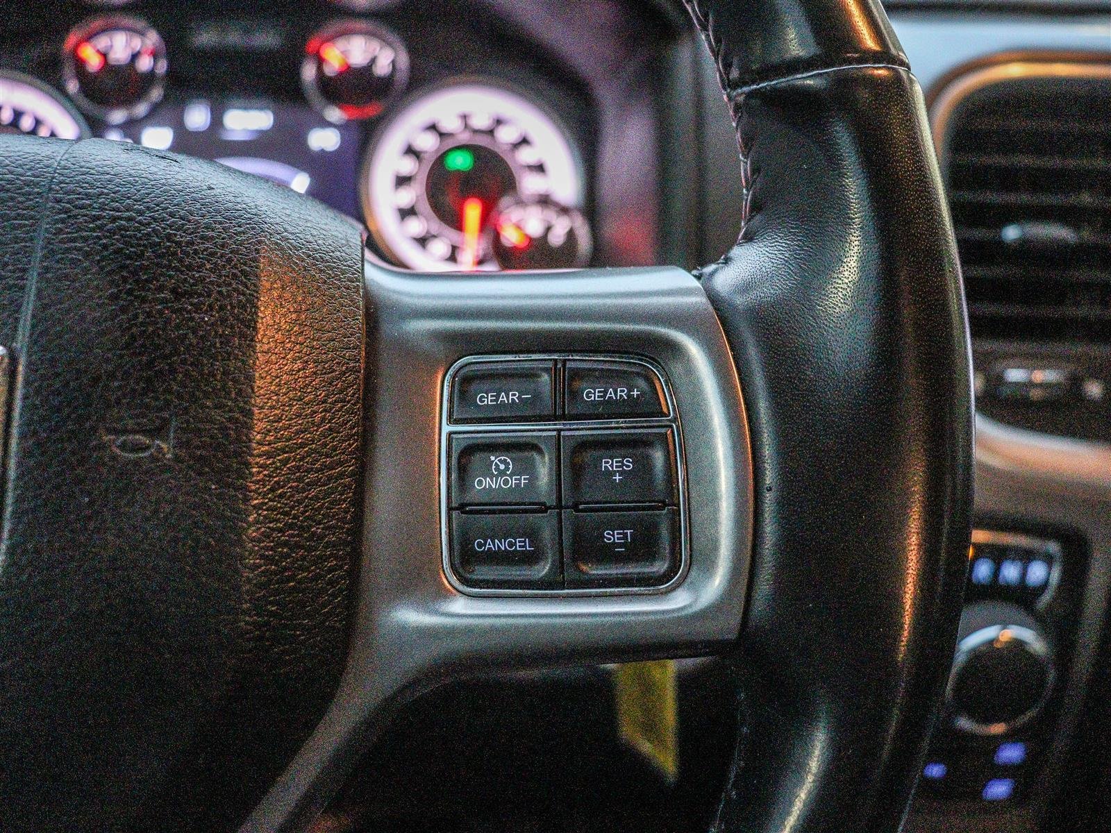 RAM 1500 Classic SLT 2022 Grey Ottawa & Gatineau - photo #24