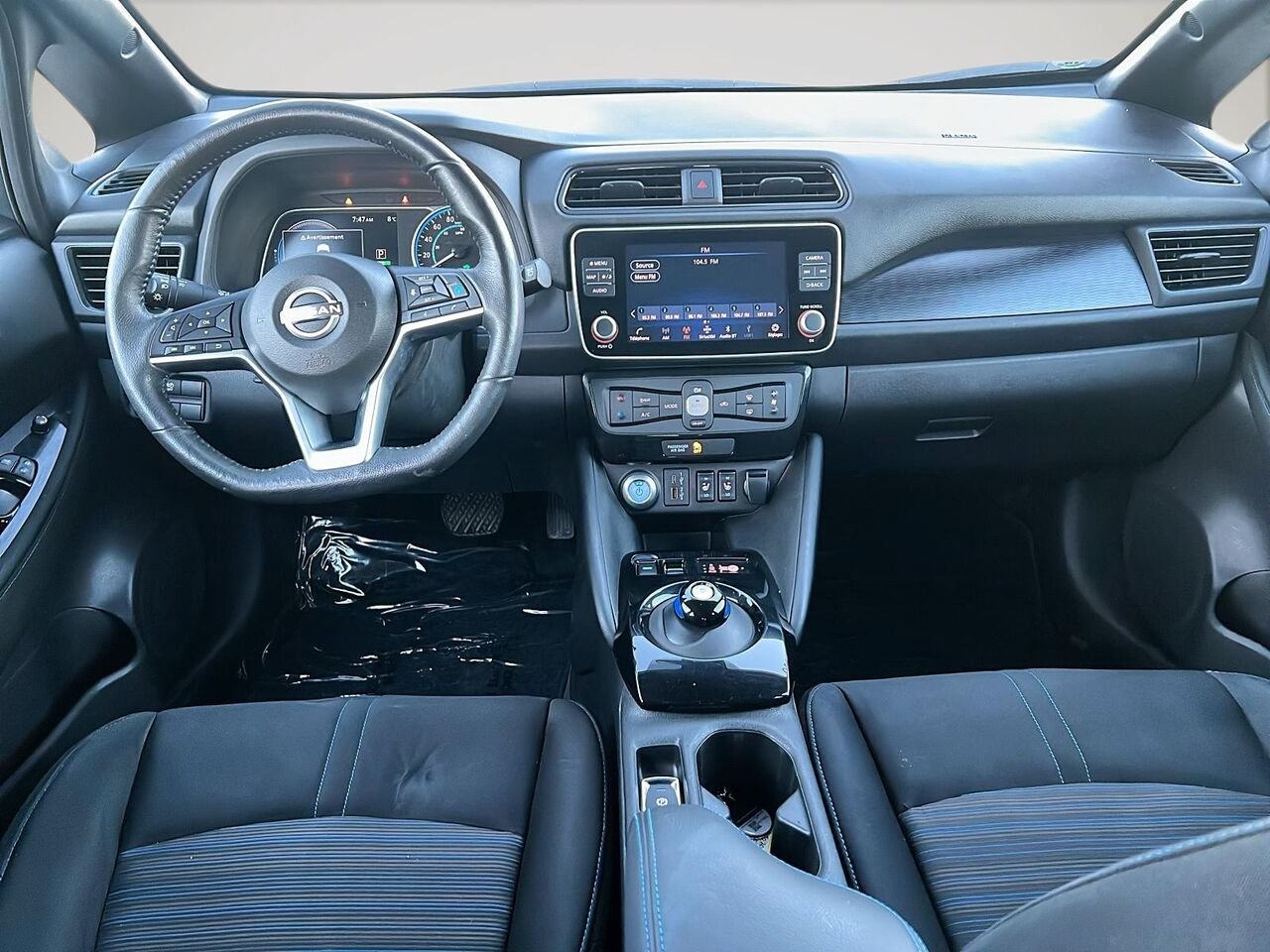 2023 Nissan LEAF SV PLUS Blue Québec - photo #9
