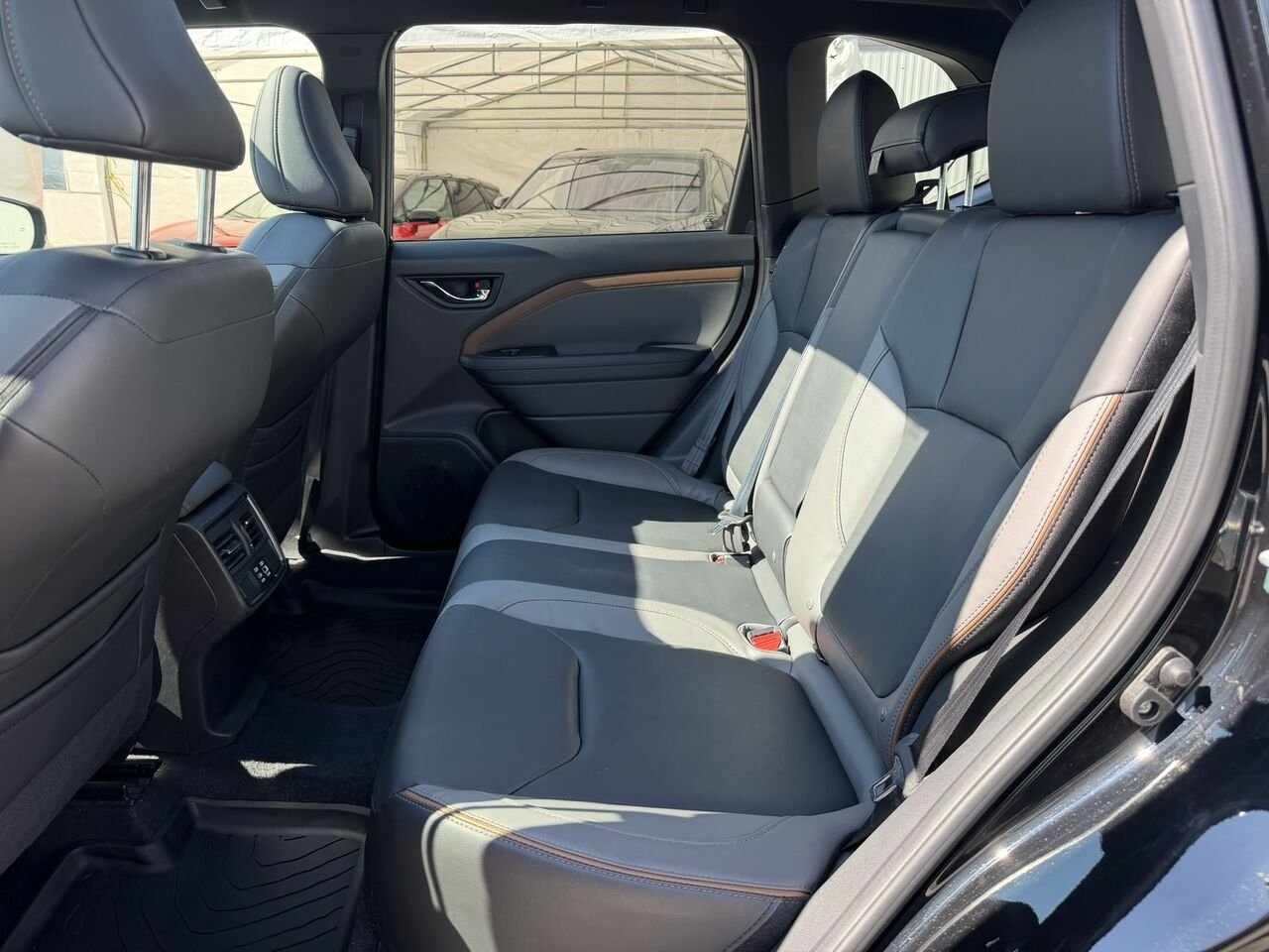 2025 Subaru Forester Sport Black Laval - photo #14