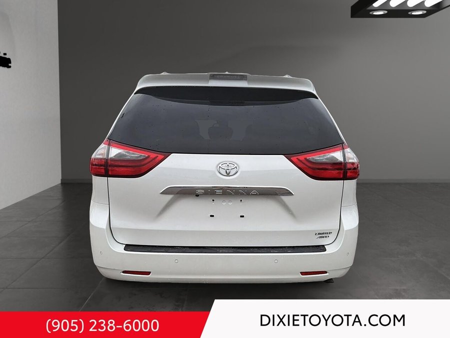 2020 Toyota Sienna LIMITED AWD White