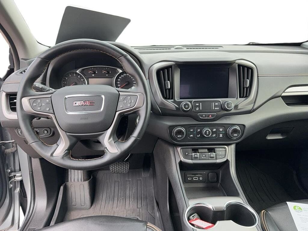 2023 GMC Terrain AT4 Grey Baie-Comeau - photo #9