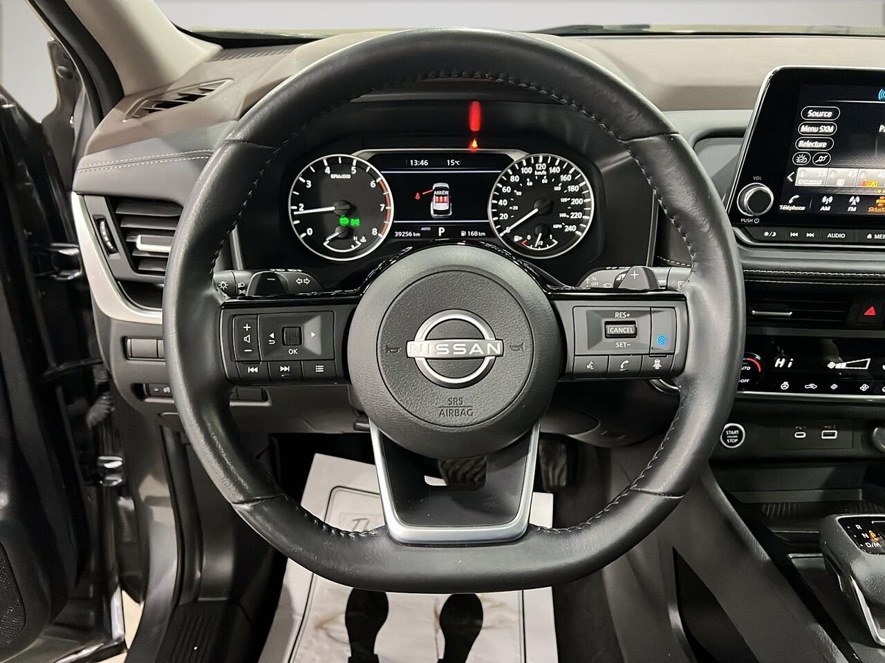 Nissan Rogue SV TI 2023 Gris Québec - photo #30