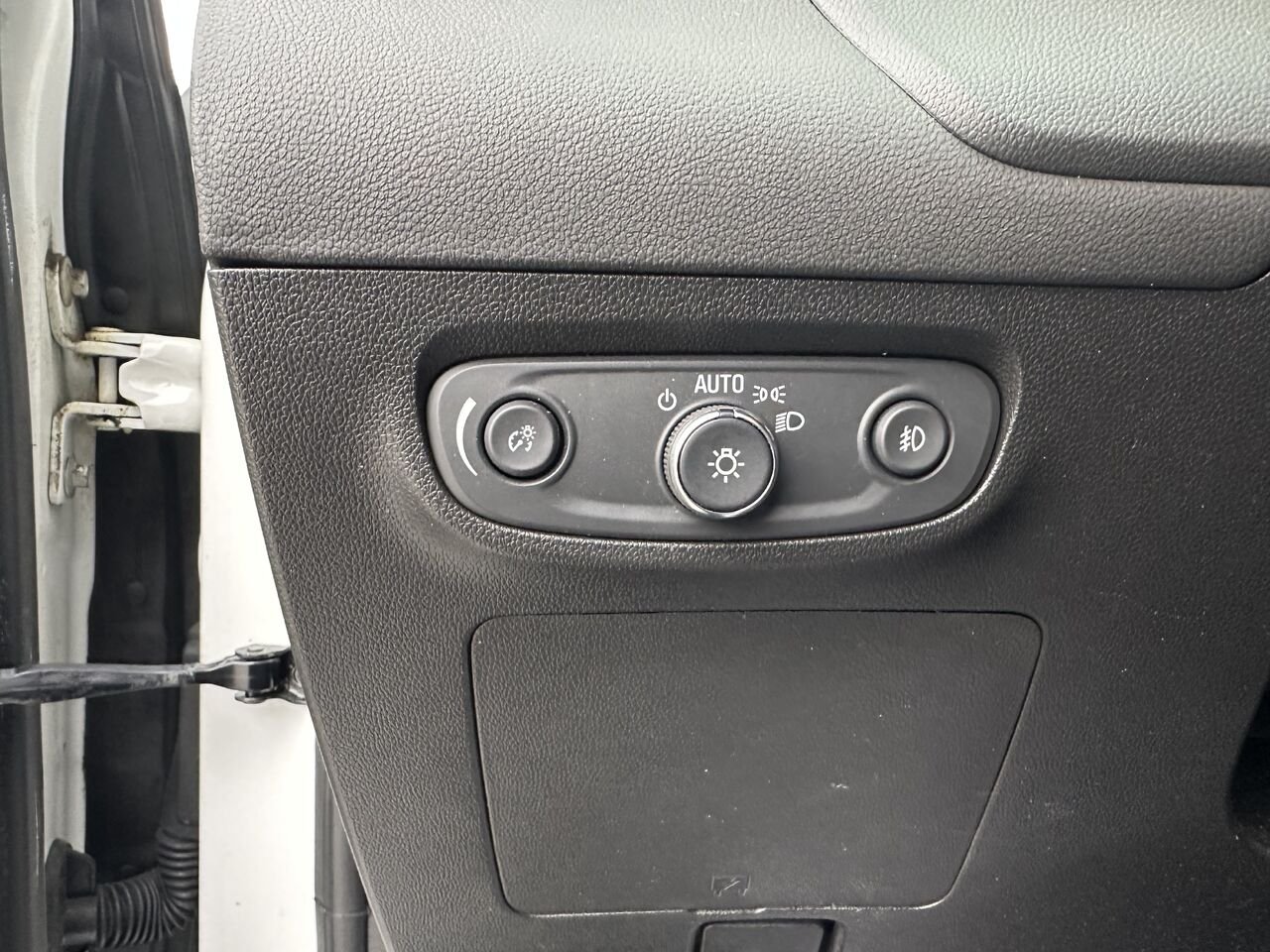 2023 BUICK ENCORE GX SELECT Sélect 4 portes TI White Ottawa & Gatineau - photo #4