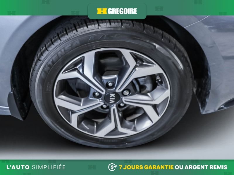2019 Kia Forte Grey Laval - photo #26