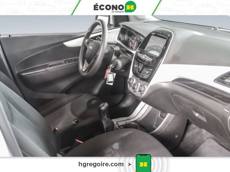 Chevrolet Spark 2018 Blanc Blainville - photo #24