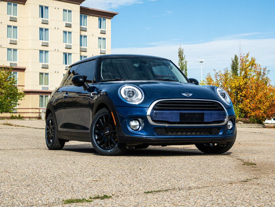 2017 MINI Cooper Hardtop 1.5 L | Heads up Display Blue
