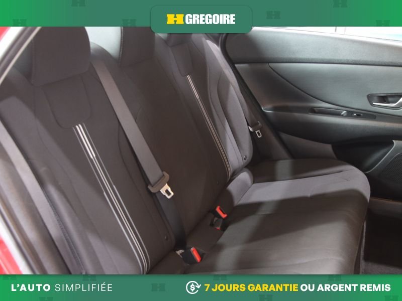 2021 Hyundai Elantra Red Blainville - photo #26