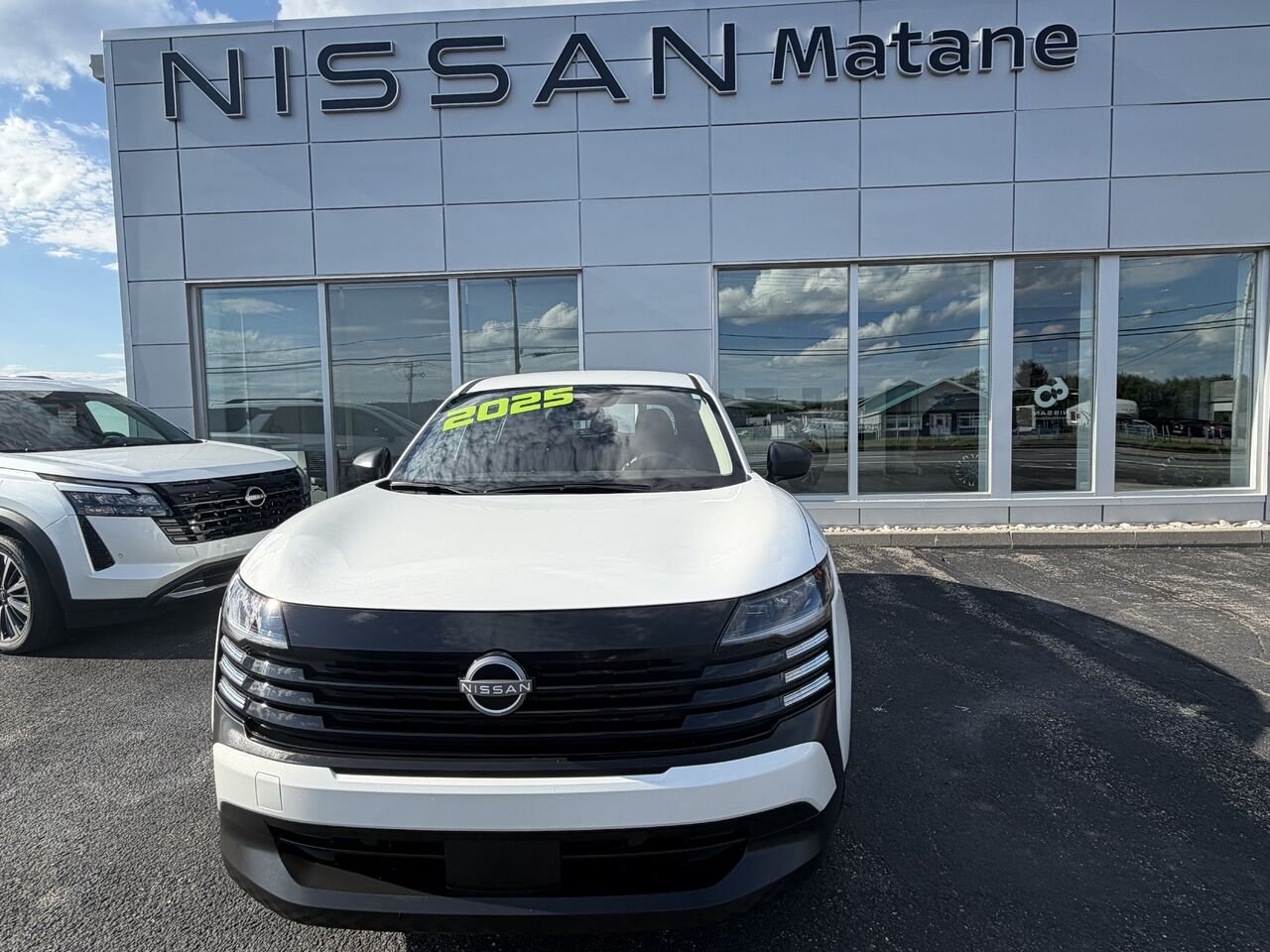 Nissan Kicks 2025 Blanc Matane - photo #0