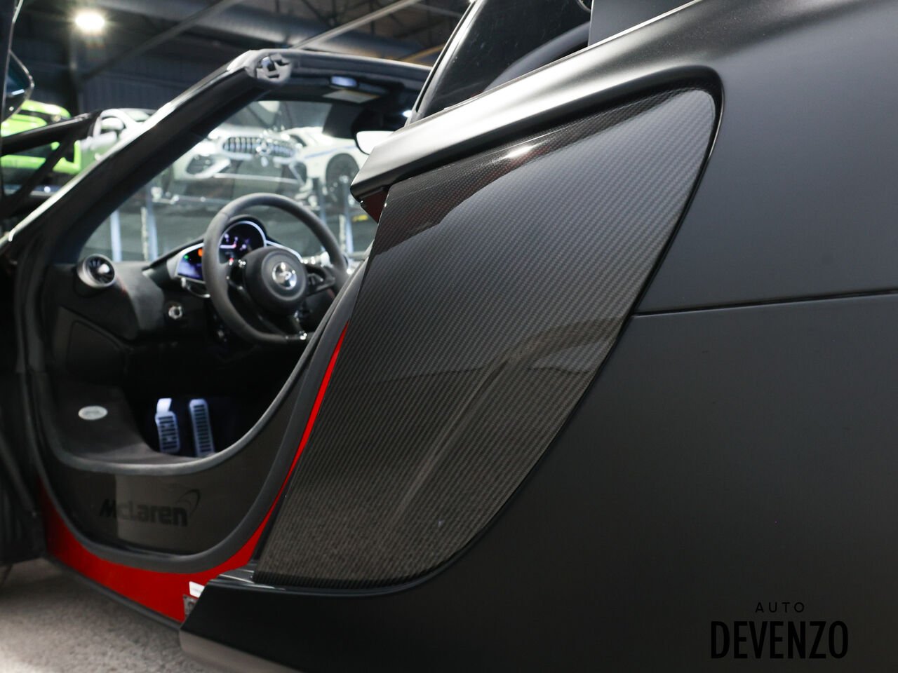 McLaren 650s Spider 3.8L V8 Twin-Turbo 2016 Noir Saint-Eustache - photo #13