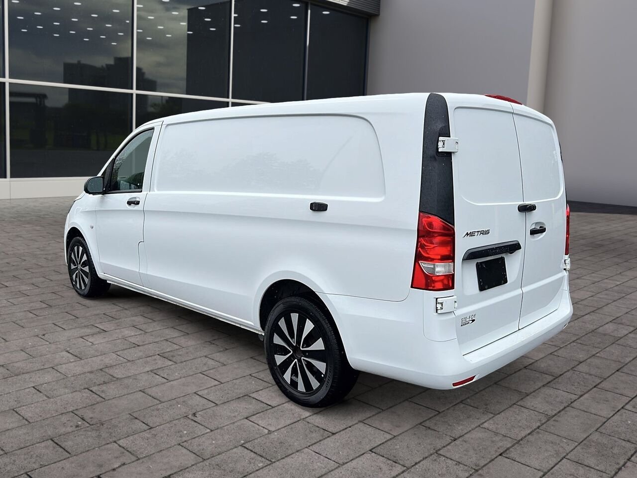 Mercedes-Benz Metris fourgonnette utilitaire 2023 Blanc Québec - photo #3