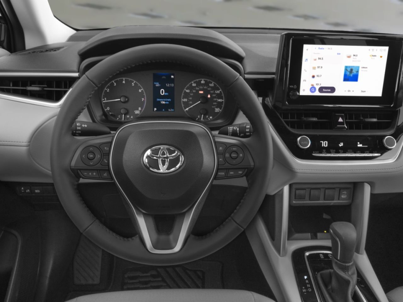 2024 Toyota Corolla Cross LE PREMIUM AWD / CLEAN CARFAX / HEATD SEATS / MOONROOF / ALLOY WHEELS / CARPLAY AND ANDROID AUTO Black Mississauga - photo #3