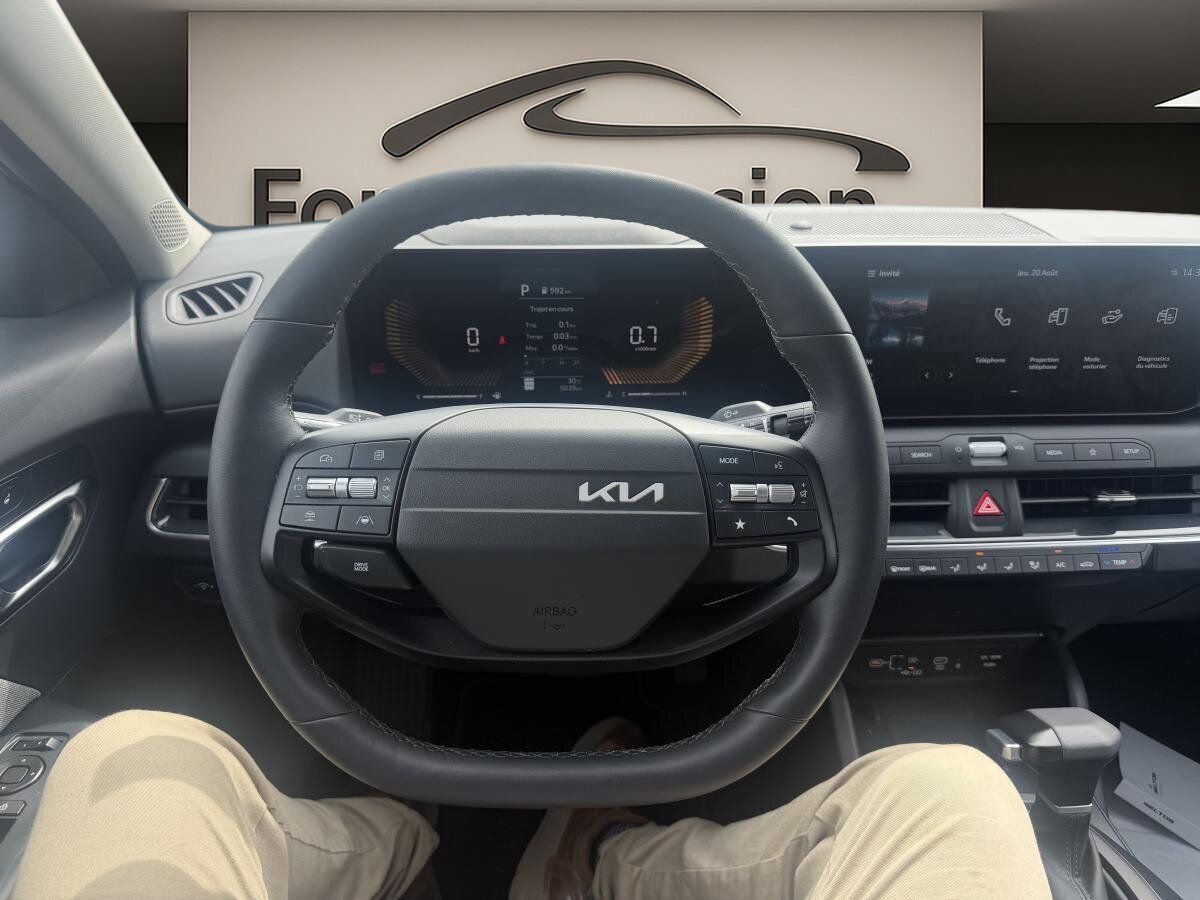 2025 Kia K4 White  - photo #7