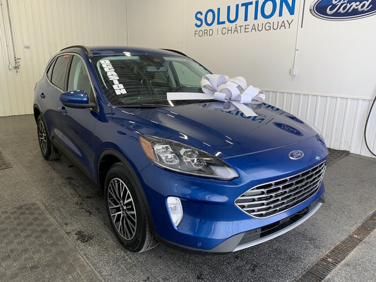 2022 Ford Escape TITANIUM PHEV Blue Châteauguay - photo #4