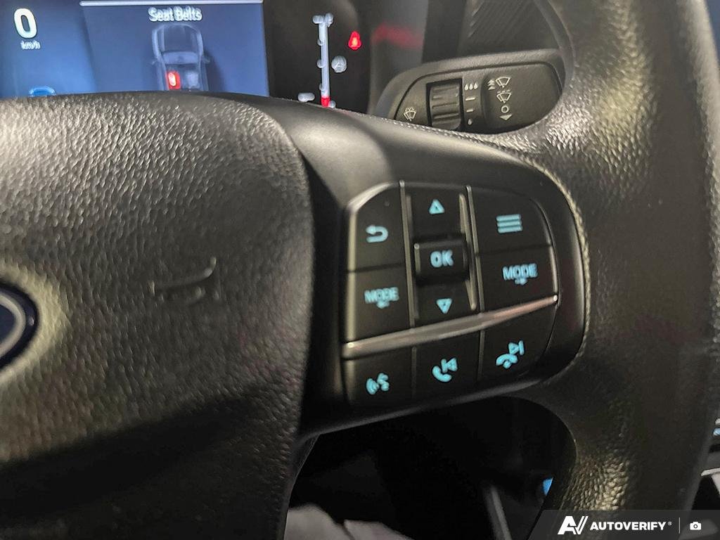 2025 Ford Maverick 2602519B | XLT | W8J Black Edmonton - photo #15