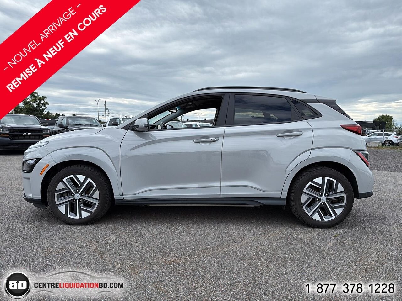 Hyundai Kona électrique Preferred | 2023 Gris Granby - photo #10
