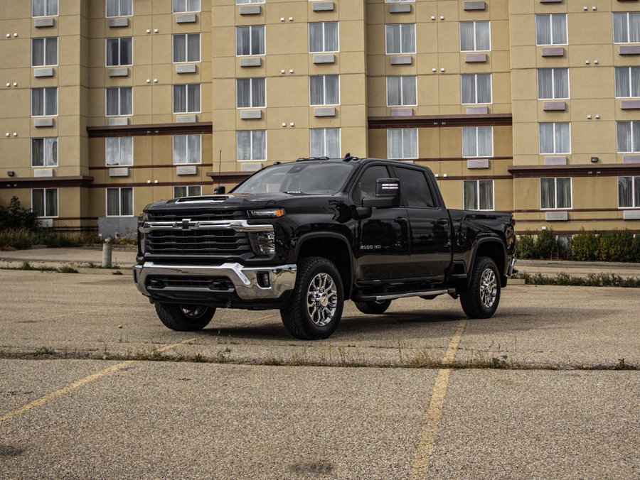 2024 Chevrolet Silverado 2500HD LT 6.6L Gas | Heated Seats Black