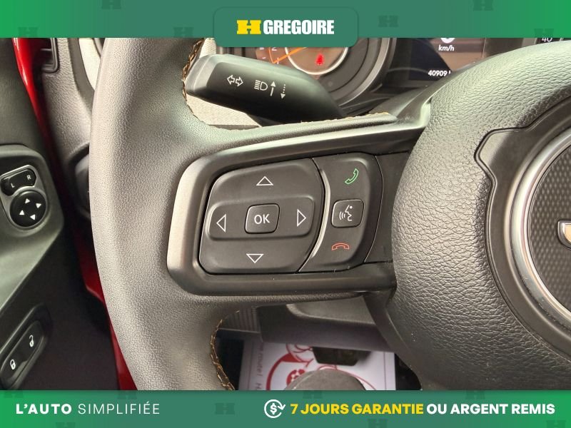 2024 Jeep Wrangler Red Saint-Eustache - photo #13