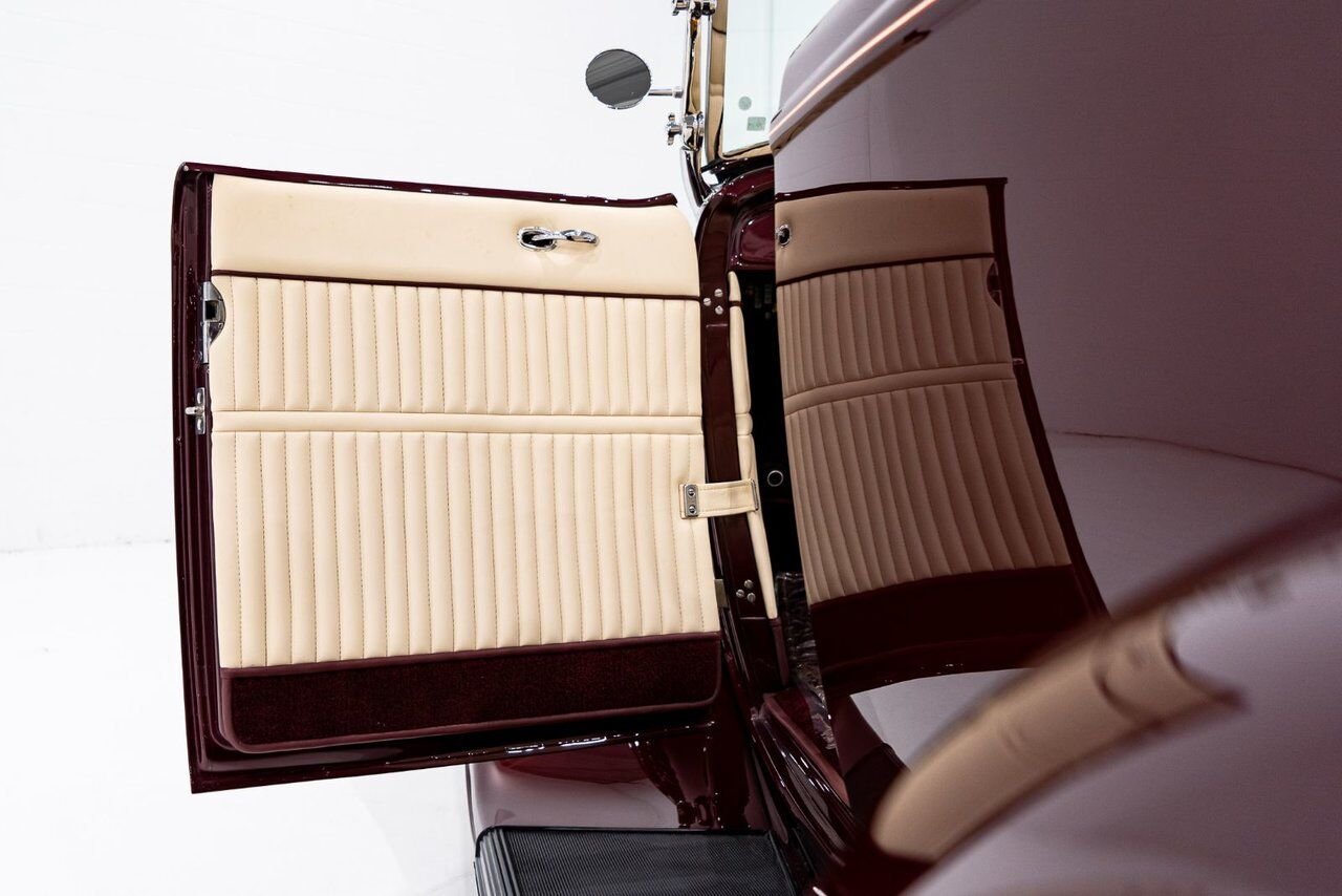Ford Highboy Lobeck creation spectacular presentation **PRICE IN USD** 1932 Rouge Montréal - photo #8