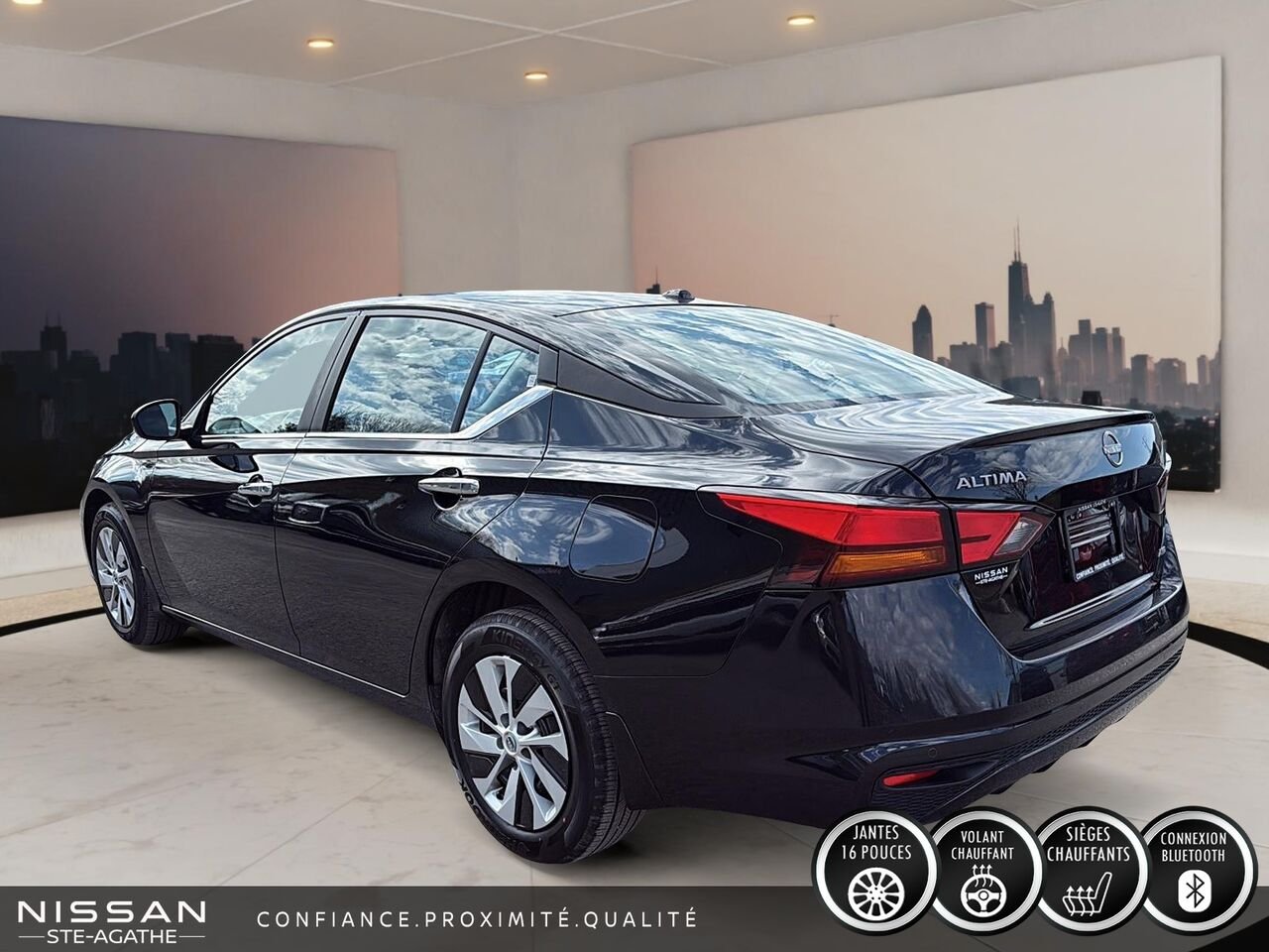 Nissan Altima 2025 Noir Ste-Agathe des Monts - photo #4