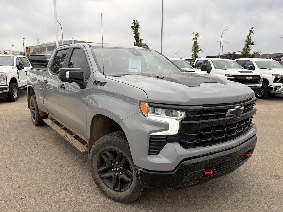 2024 Chevrolet Silverado 1500 LT Trail Boss 3.0L | Sunroof Grey