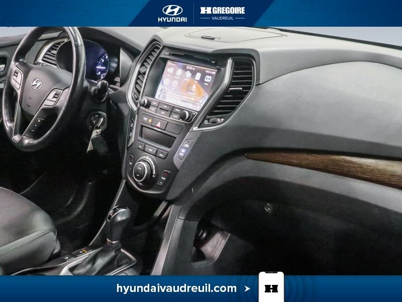2017 Hyundai Santa Fe Grey Laval - photo #29
