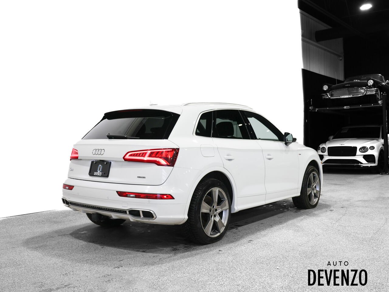 2020 Audi Q5 White Saint-Eustache - photo #2