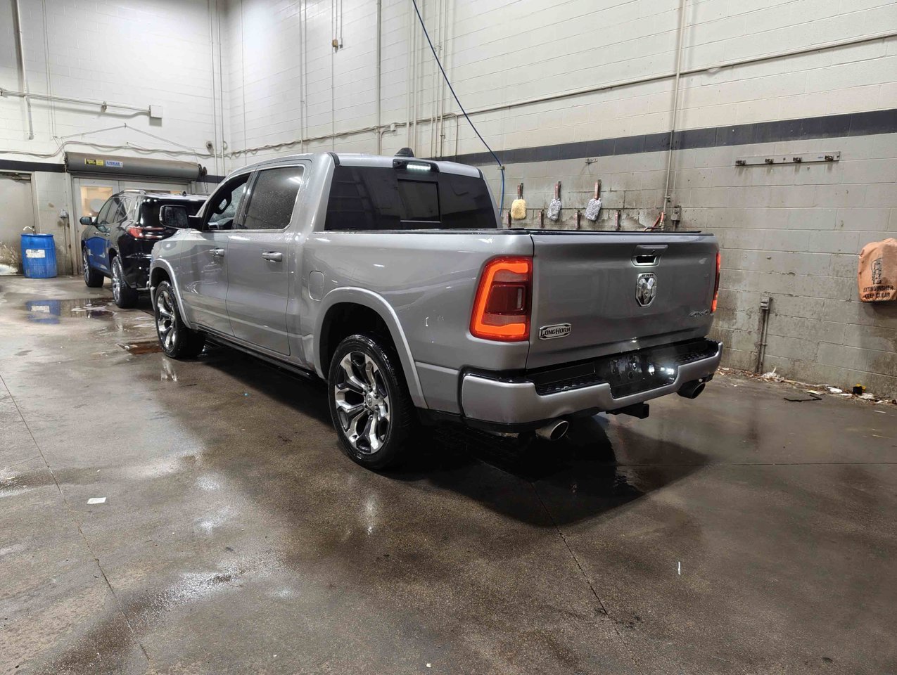 2023 Ram 1500 Limited Longhorn 4x4 Crew Cab 5'7 Box Grey Sherwood Park - photo #4