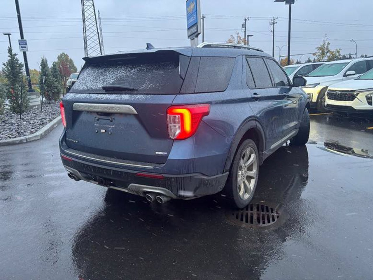 2020 Ford Explorer Platinum 4WD Blue Sherwood Park - photo #4