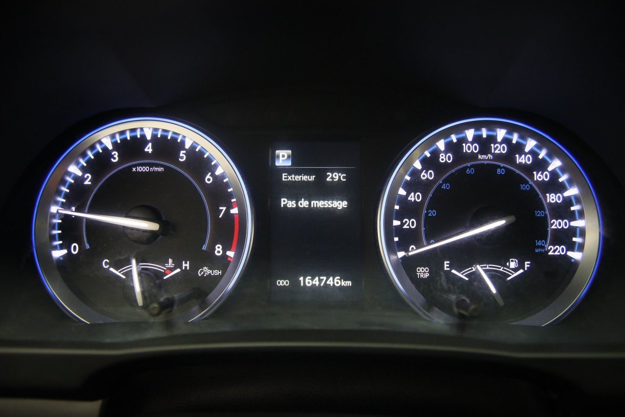 Toyota Highlander XLE 2017 Noir Baie-Comeau - photo #13
