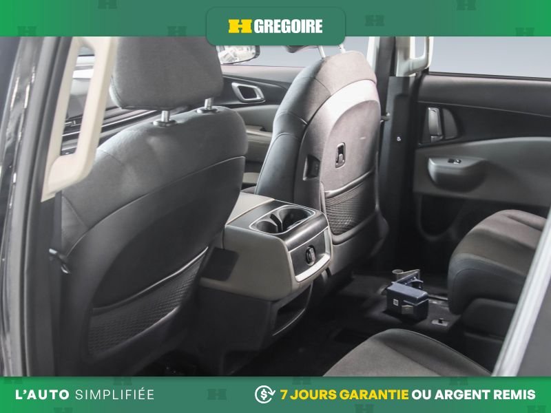 2025 Kia Carnival Black Blainville - photo #23