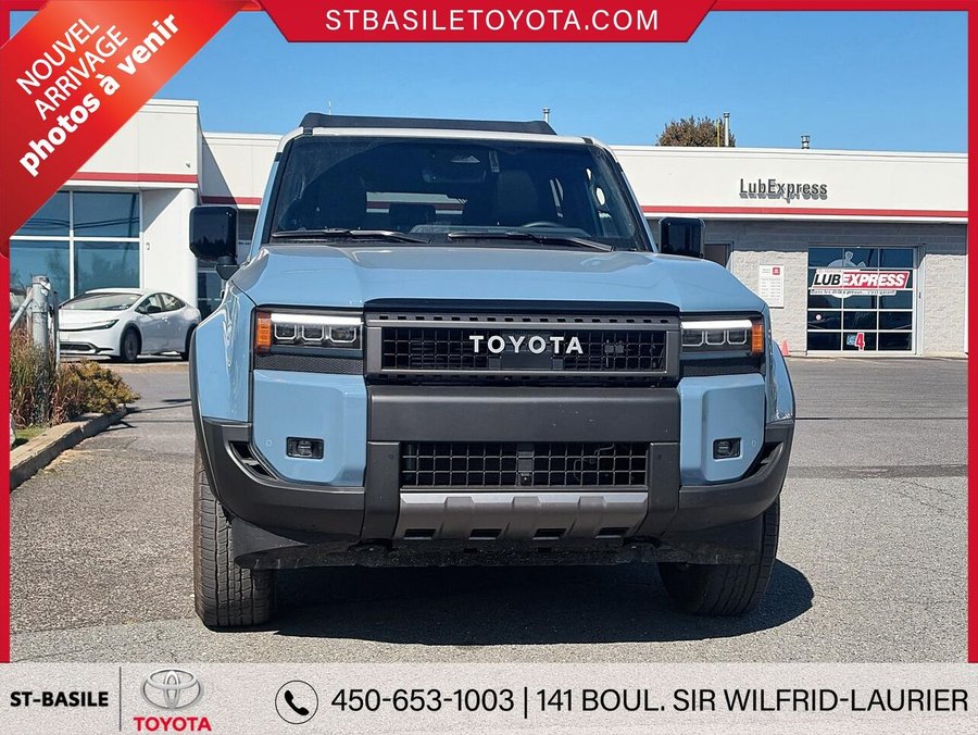 TOYOTA LAND CRUISER HYBRIDE GROUPE STANDARD 2026 Bleu