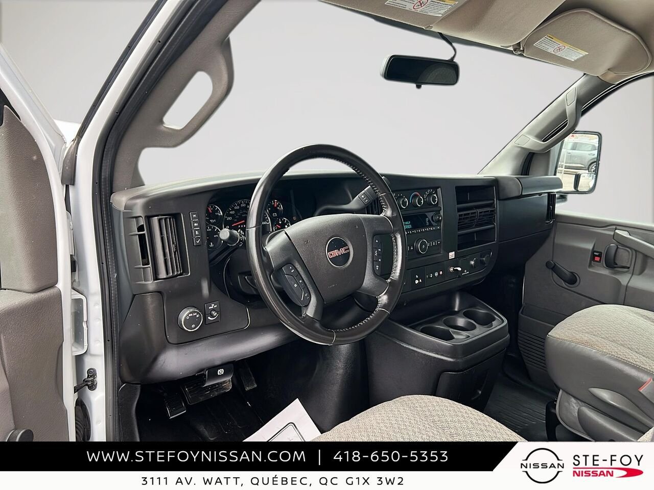 2023 GMC Fourgonnette commerciale tronquée Savana White Ste-Foy - photo #9