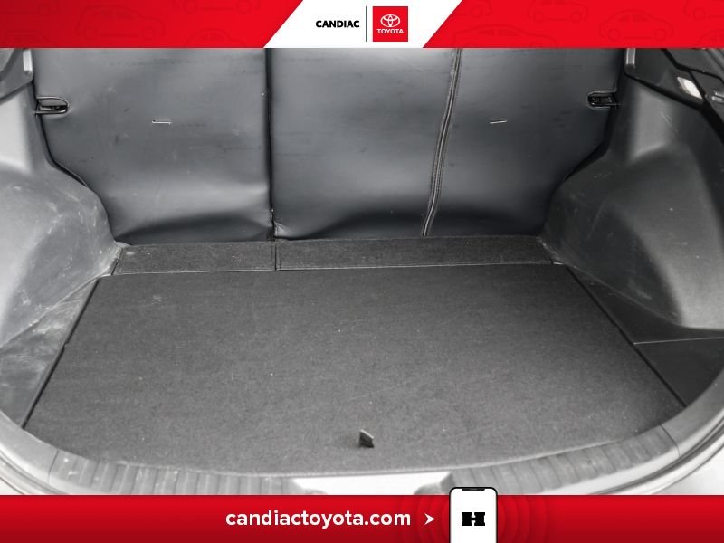 2025 Toyota BZ4X Silver Blainville - photo #28
