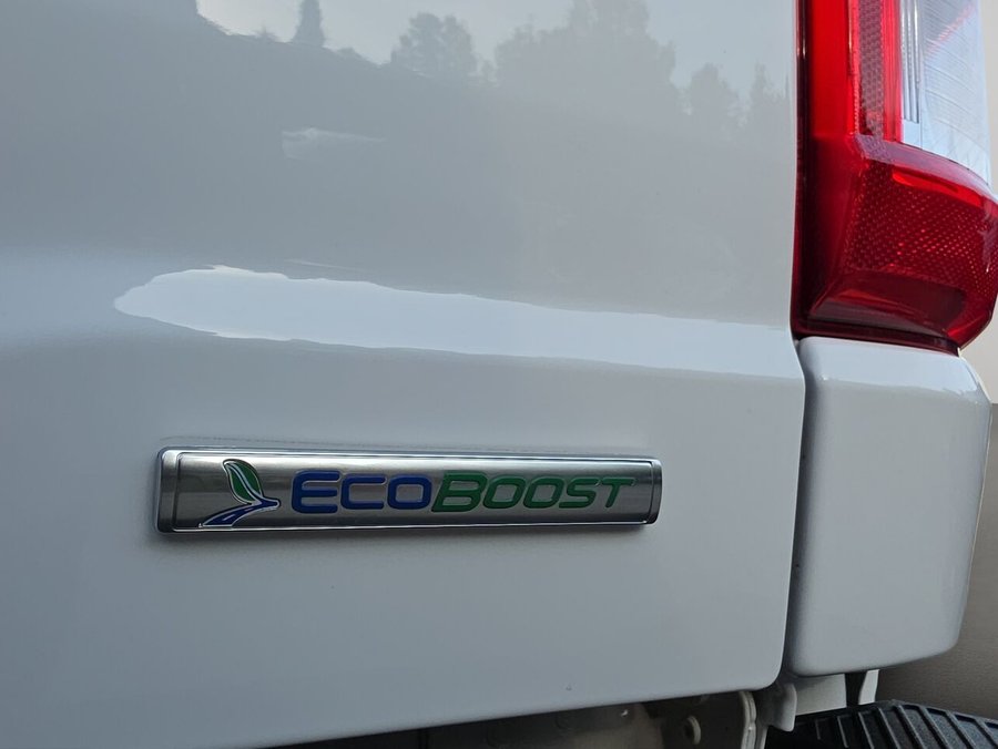 Ford F-150 XLT, SuperCrew, 4x4, V6 2,7 L, caisse 5,5 pi, CarPlay/Android Auto, démarrage à distance, caméra 2023 Blanc