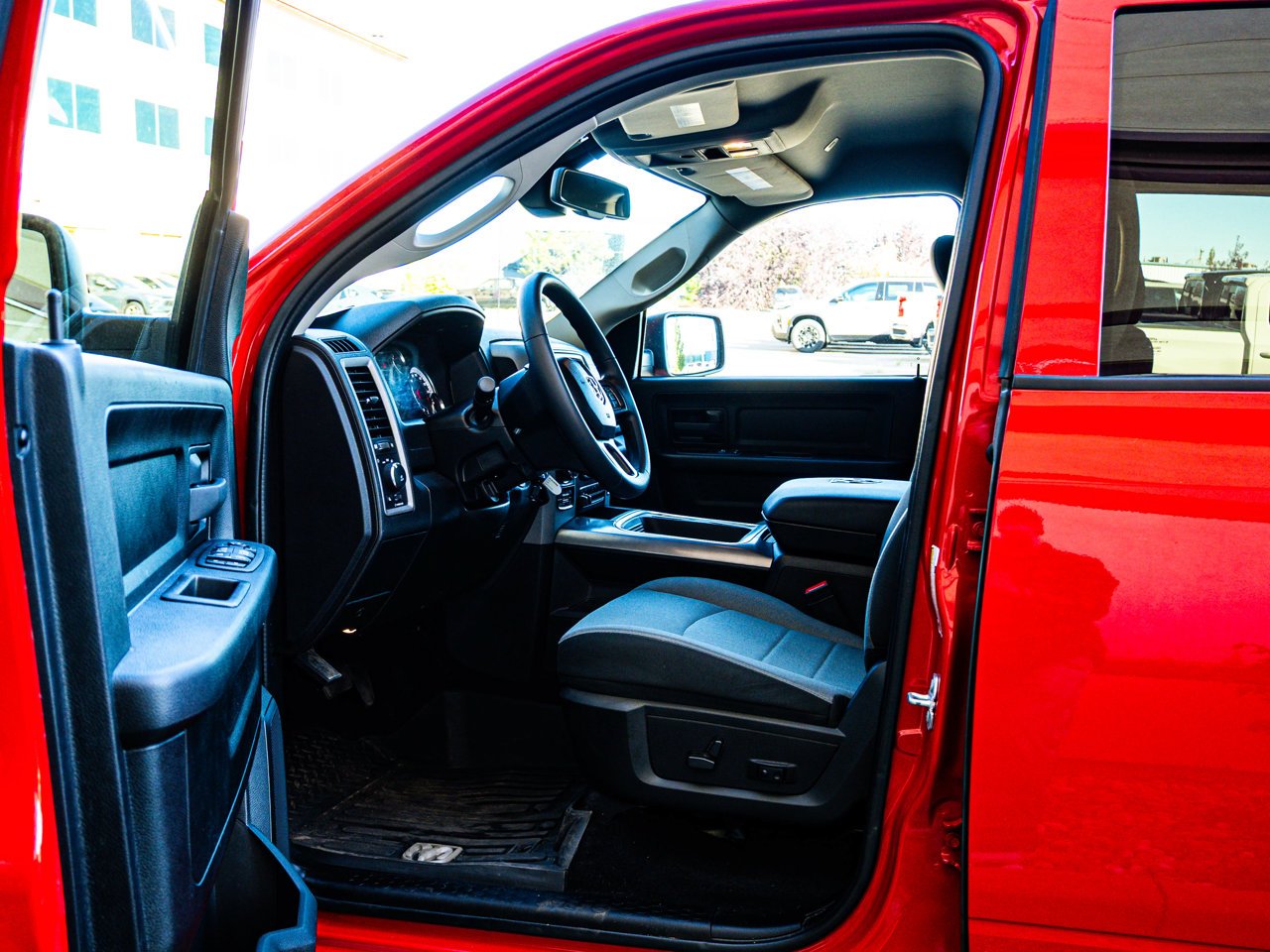 2022 Ram 1500 Classic Express 4x4 Crew Cab 5'7 Box Red Sherwood Park - photo #16