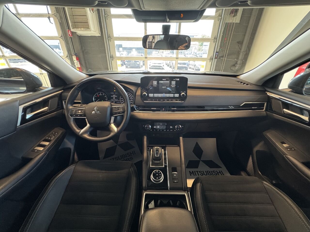 Mitsubishi Outlander 2024 Gris Saint-Eustache - photo #10
