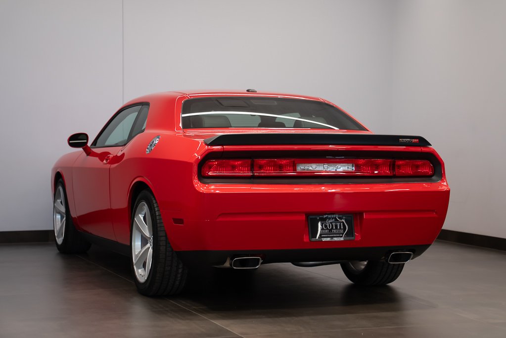 Dodge Challenger Coupé 2 portes SRT8 MANUAL *PRICE IN USD* 2010 Rouge Kirkland - photo #4