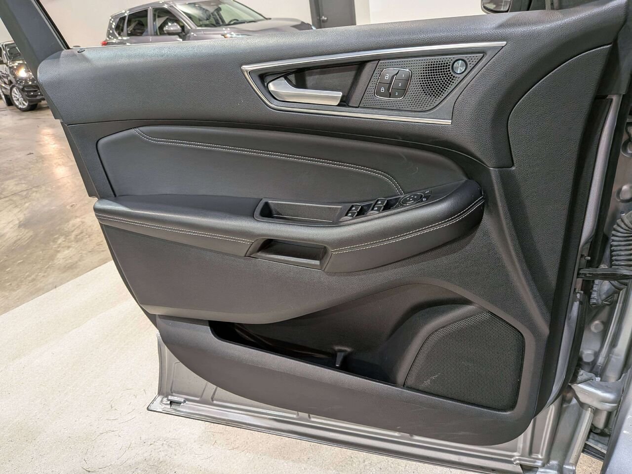 2023 Ford Edge Titanium AWD Silver Val-David - photo #33