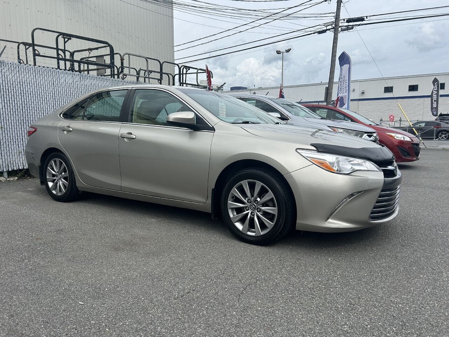 2017 Toyota Camry Berline, XLE Beige