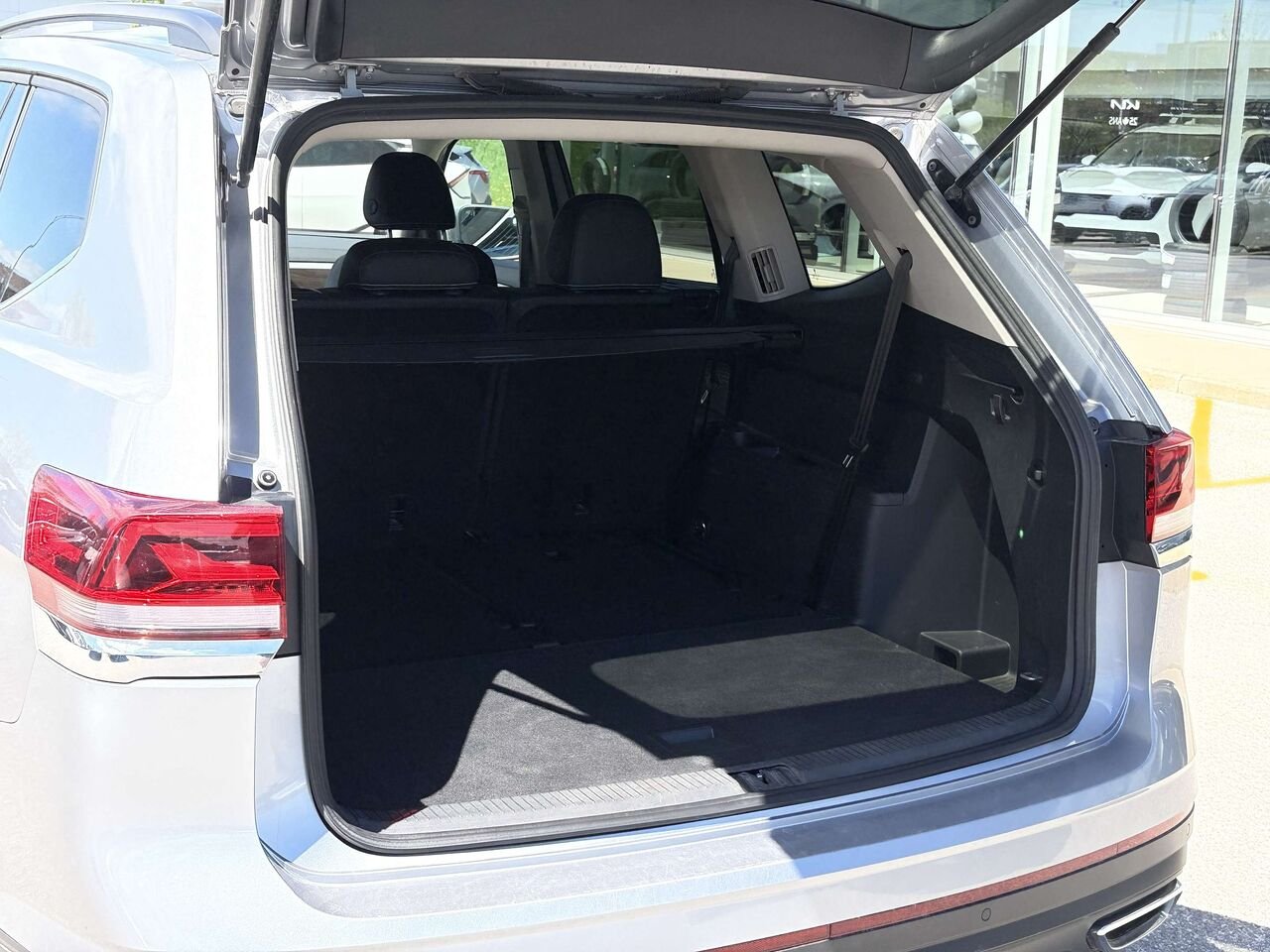2022 Volkswagen Atlas Grey Gatineau - photo #18