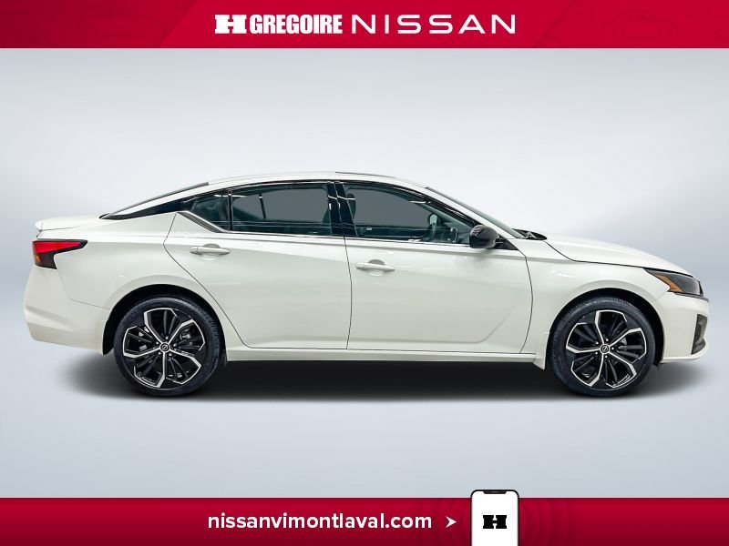 Nissan Altima 2025 Blanc Laval - photo #4