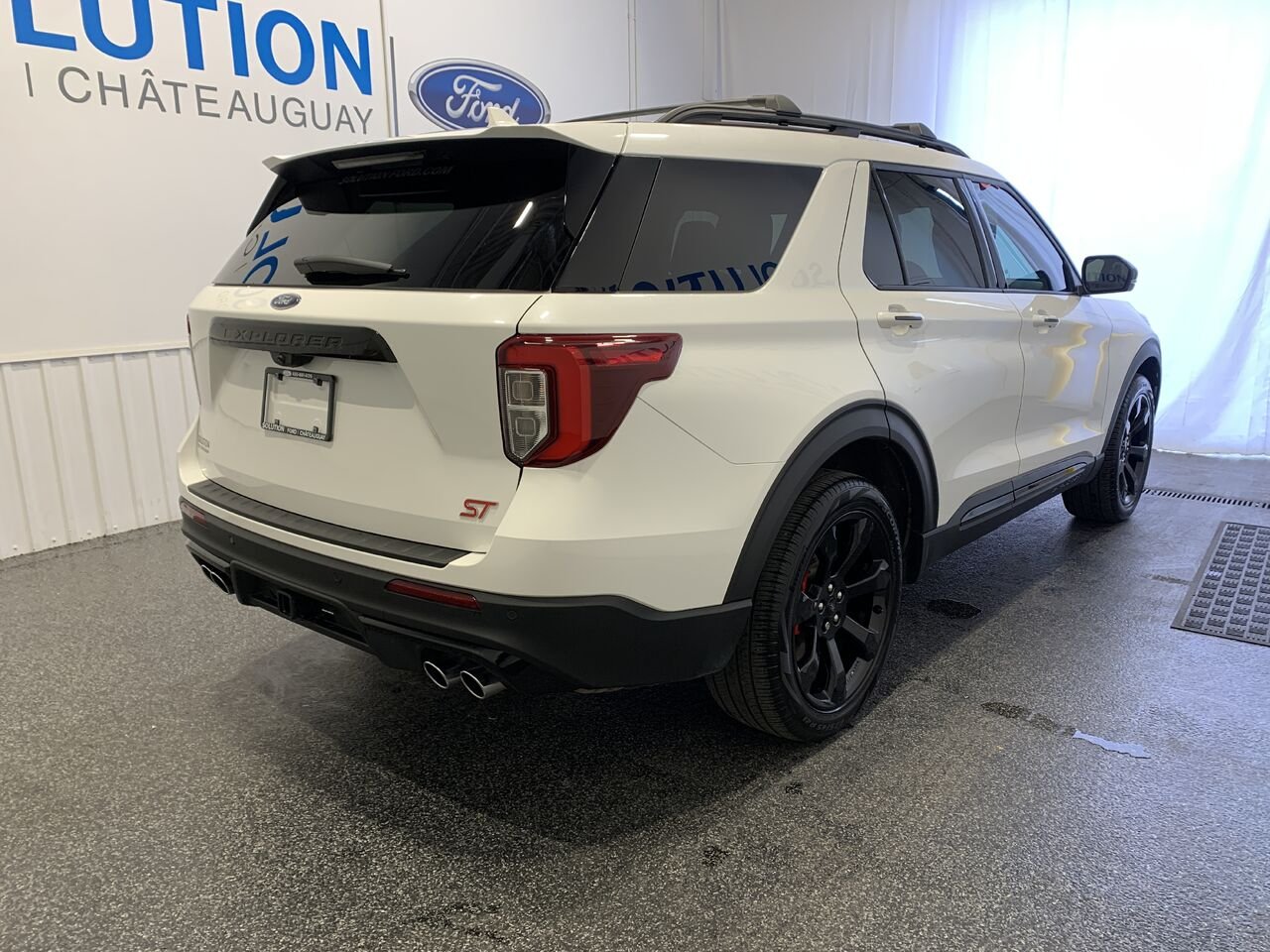 Ford Explorer ST AWD EXPLORER ST 4WD 2024 Blanc Châteauguay - photo #6