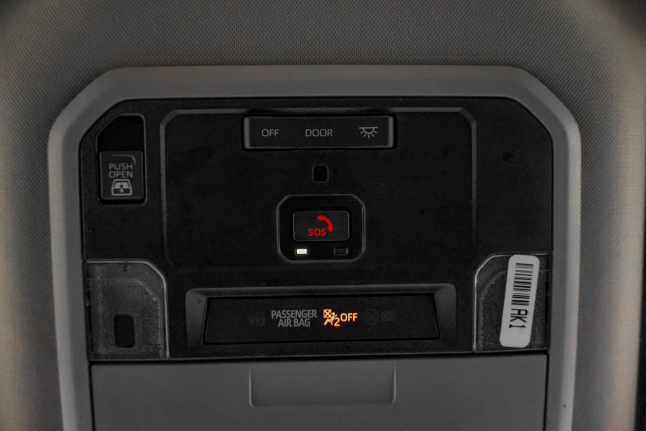 2024 Toyota Tundra 4x4 Crewmax SR Black Sherwood Park - photo #27