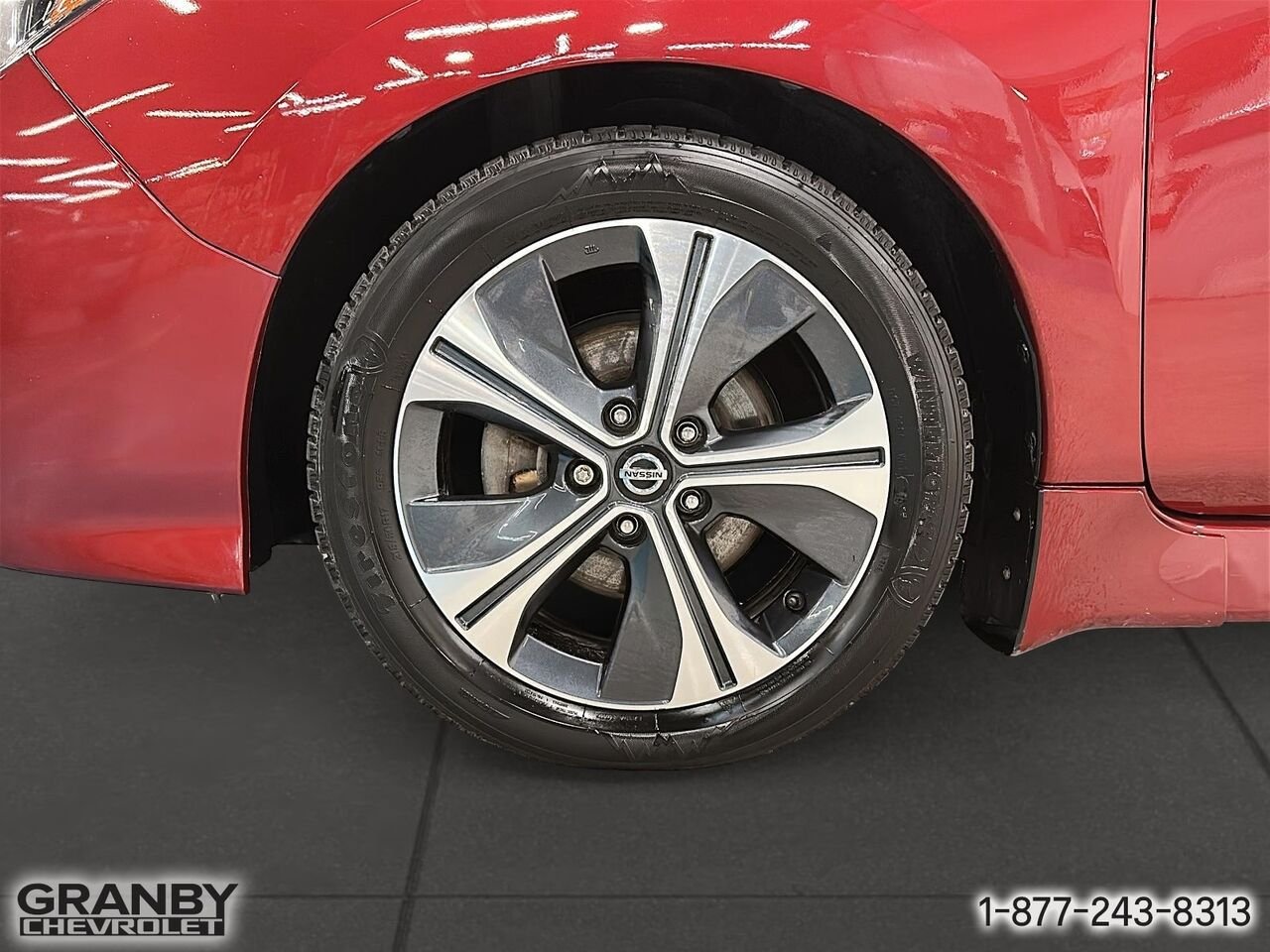 2020 Nissan LEAF SV à hayon | 27-0179A Red Granby - photo #9